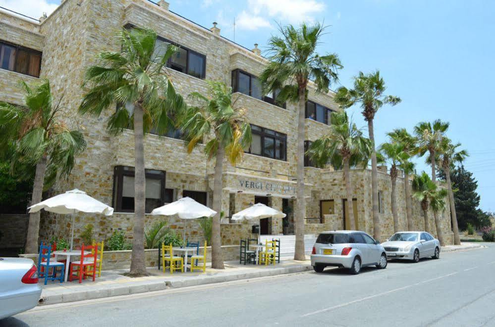 Hotel Vergi Oroklini Exterior photo